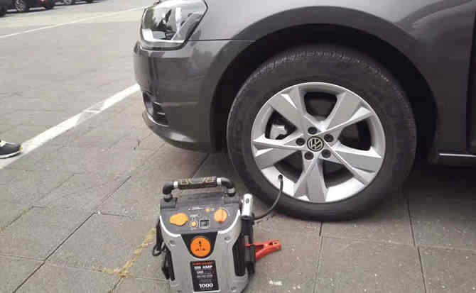 芦淞区汽车搭电案例