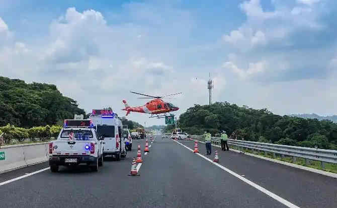 芦淞区高速公路汽车救援案例